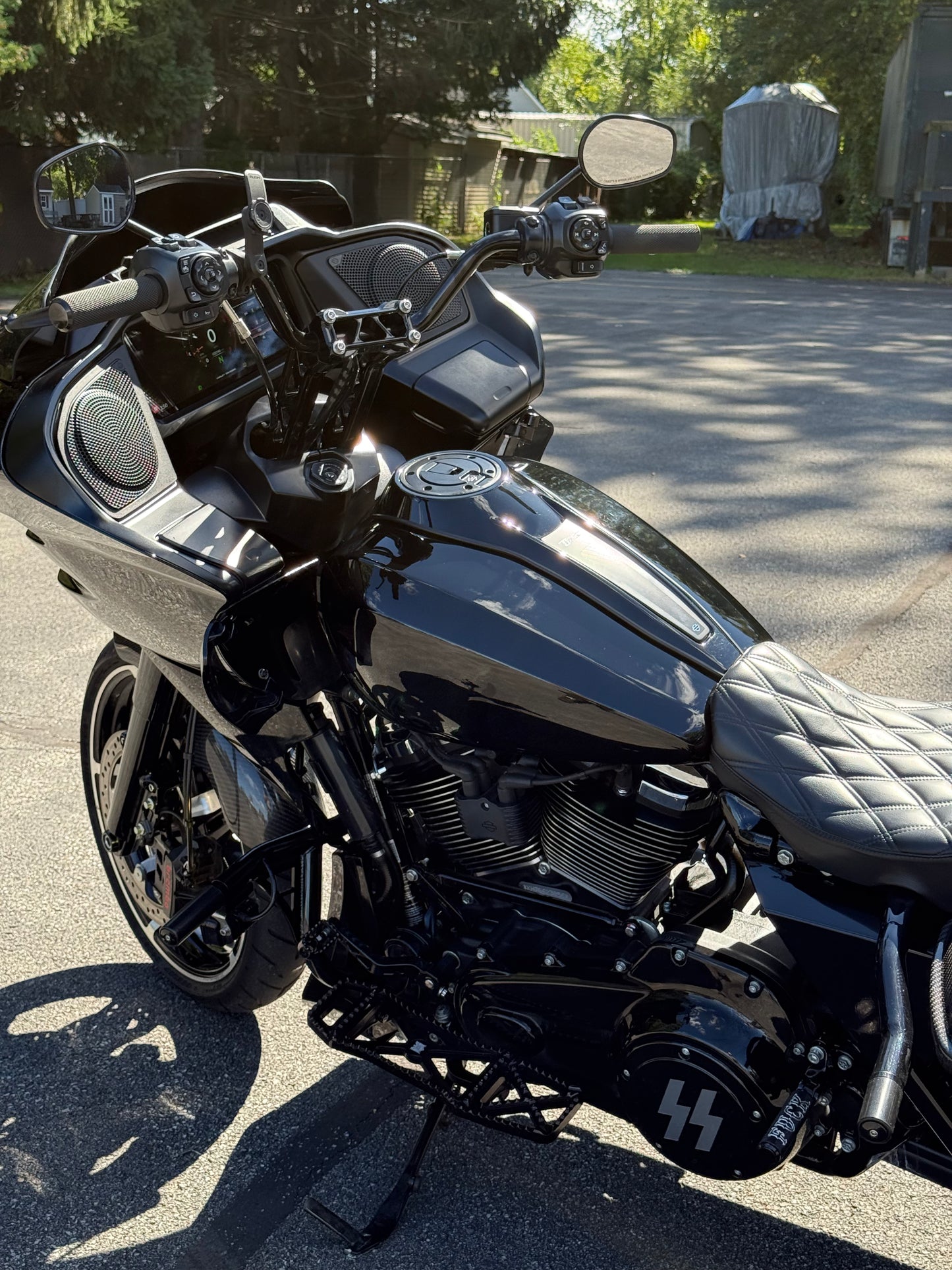 2025 ROAD GLIDE MOONSHINE HP