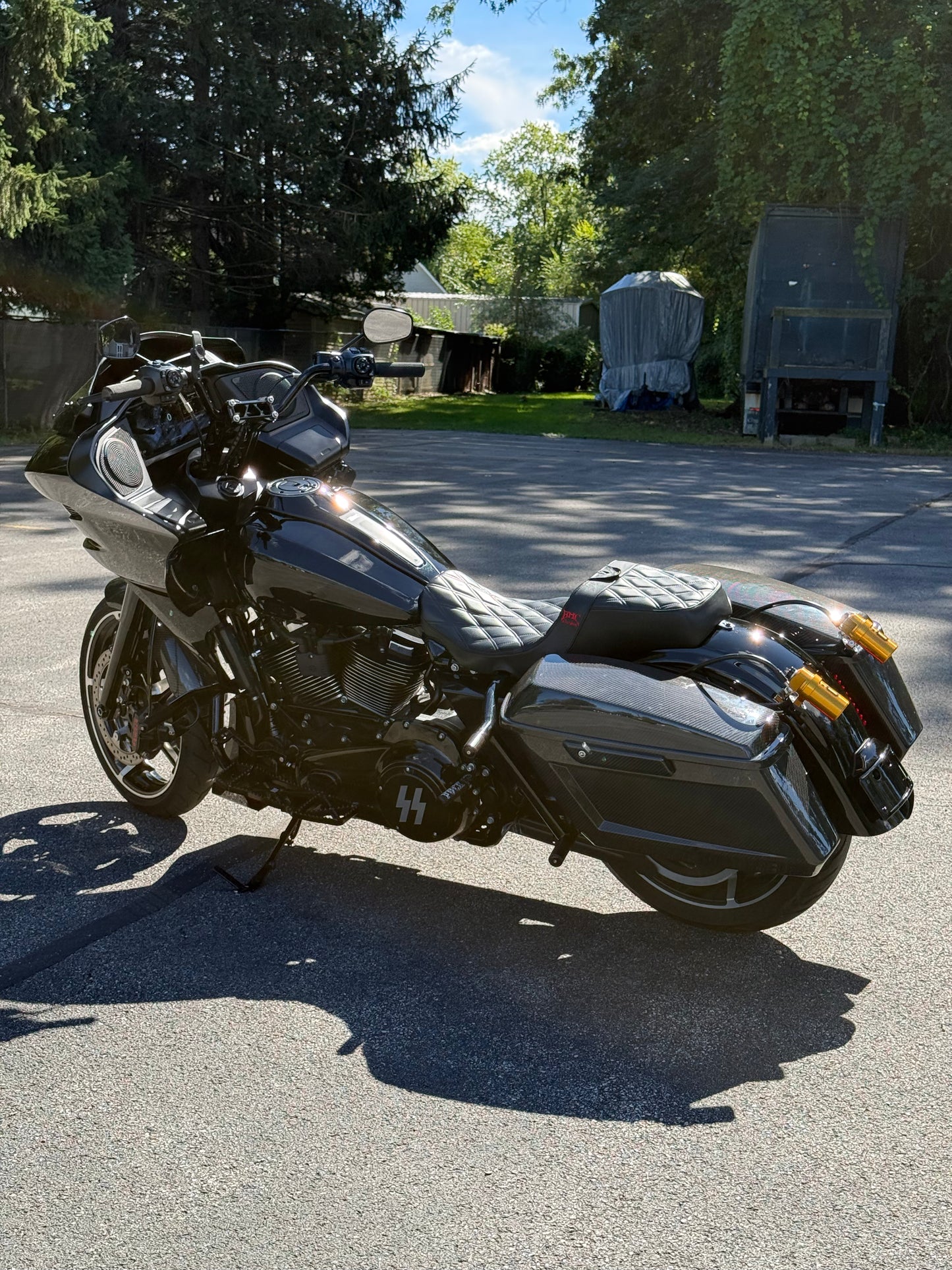 2025 ROAD GLIDE MOONSHINE HP