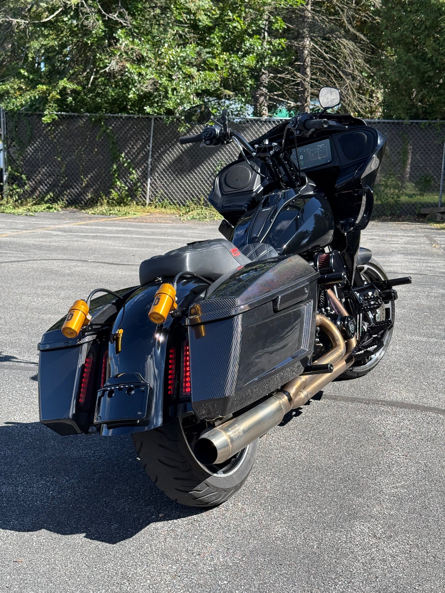 2025 ROAD GLIDE MOONSHINE HP