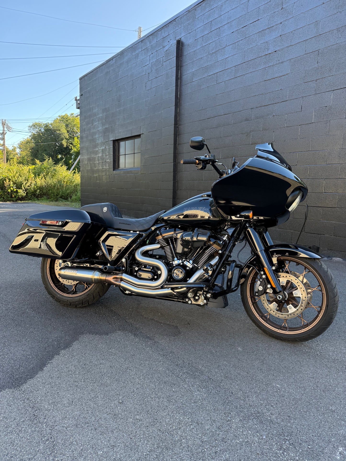 2023 ROAD GLIDE ST 2K MILES!