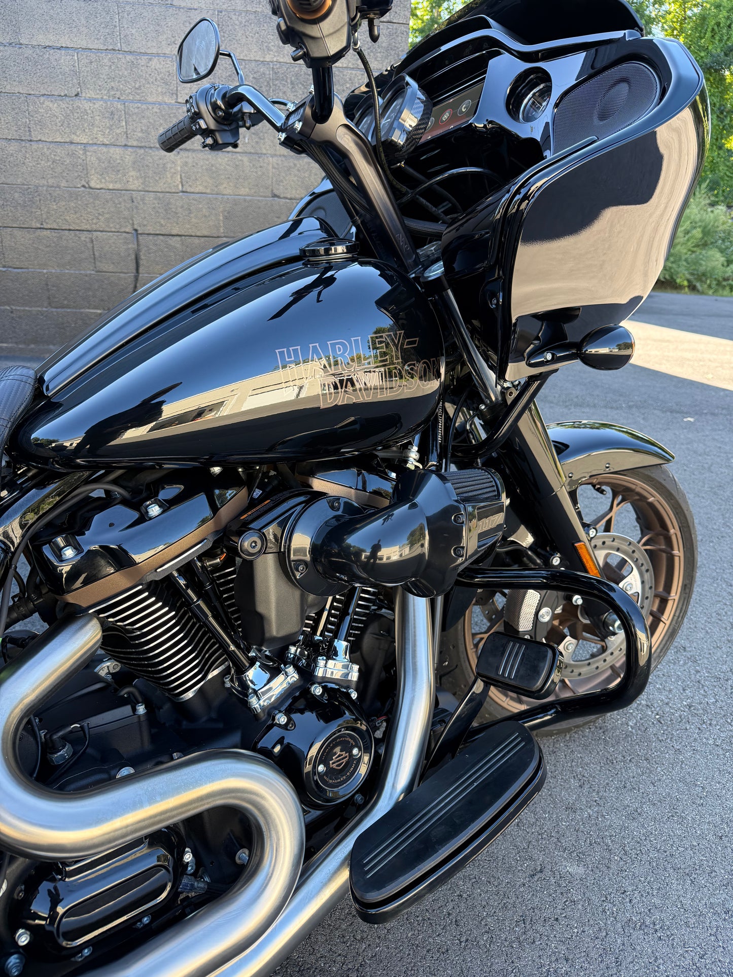 2023 ROAD GLIDE ST 2K MILES!