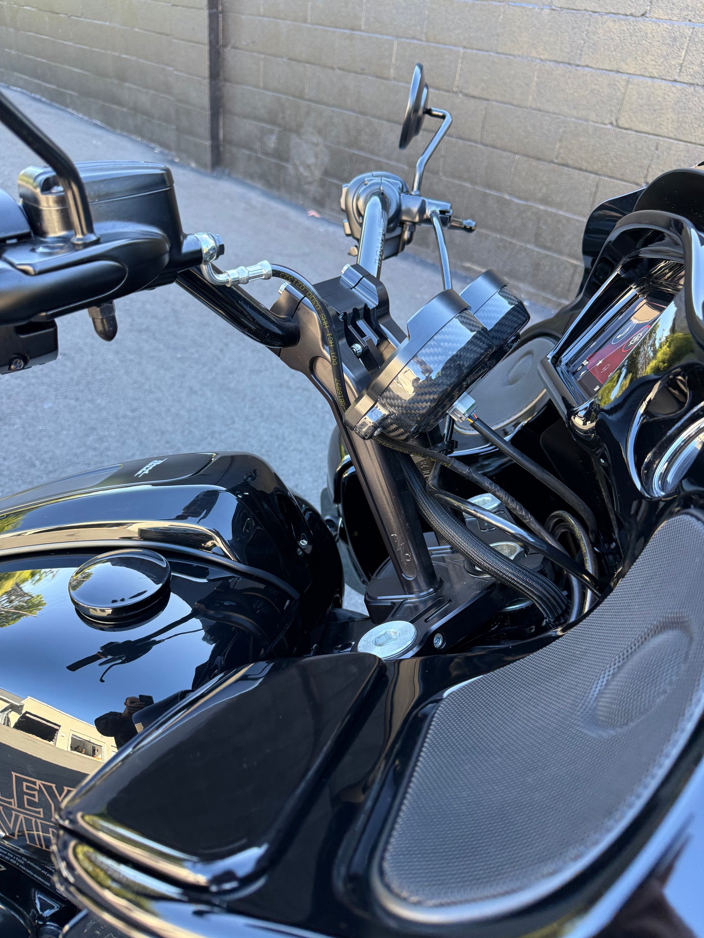 2023 ROAD GLIDE ST 2K MILES!