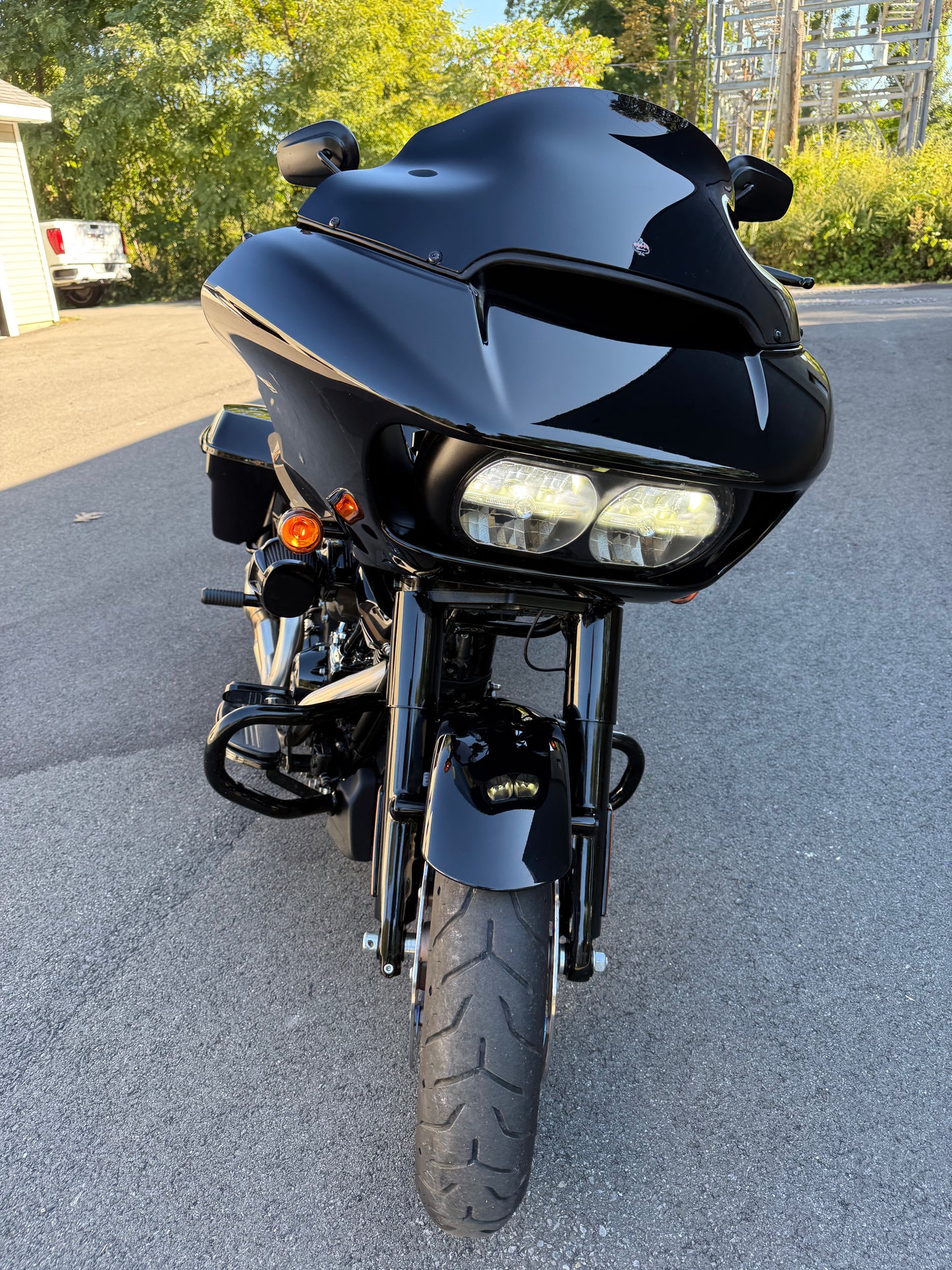 2023 ROAD GLIDE ST 2K MILES!