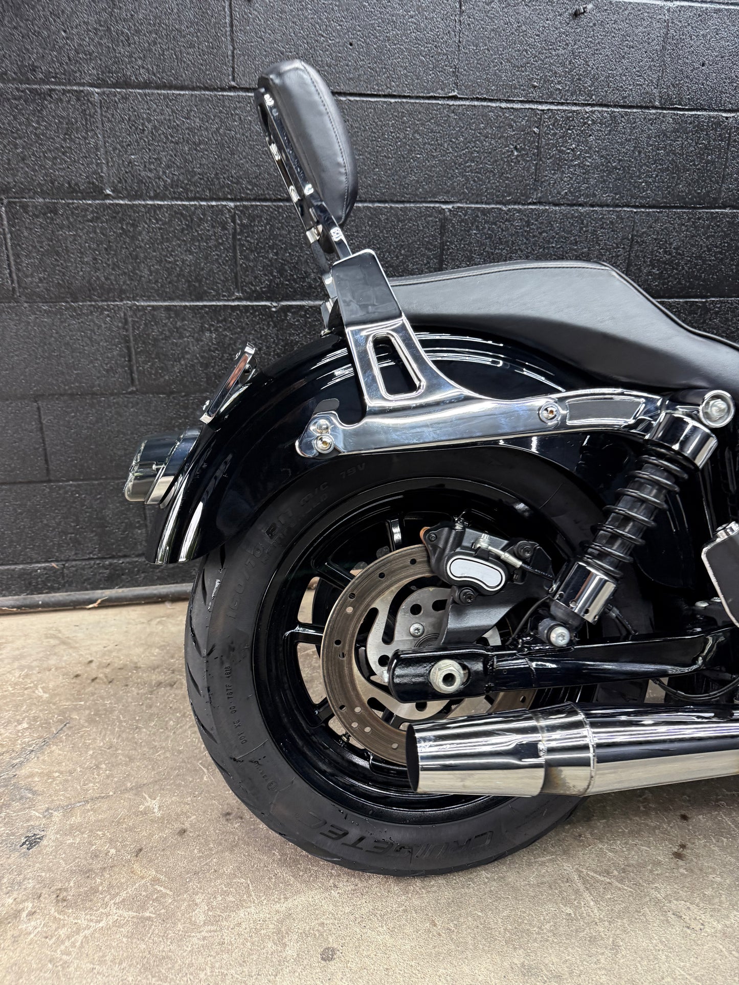2016 FXDL