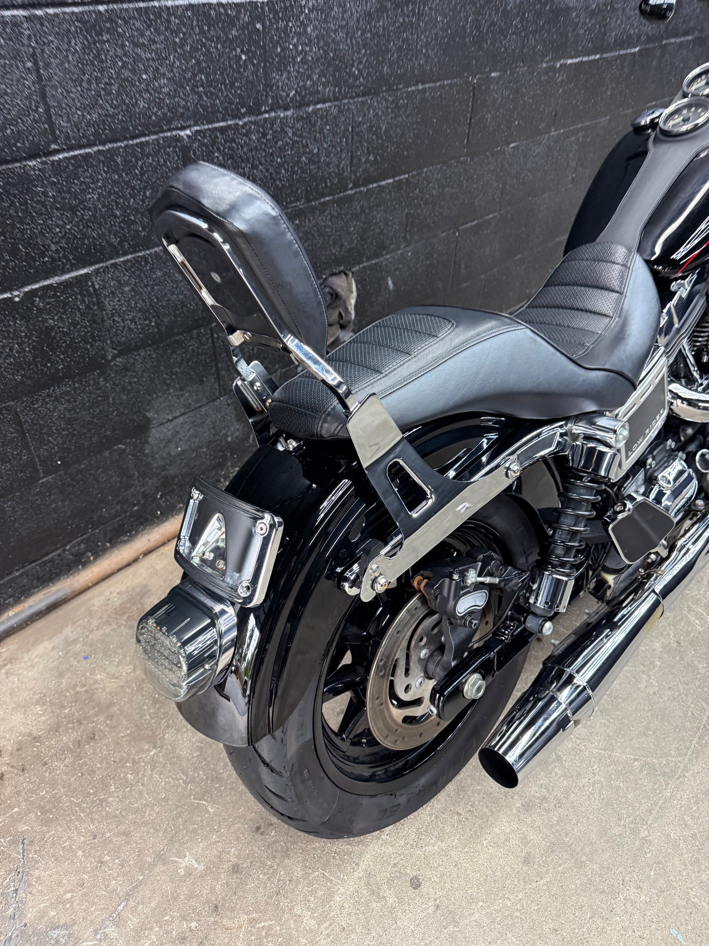 2016 FXDL