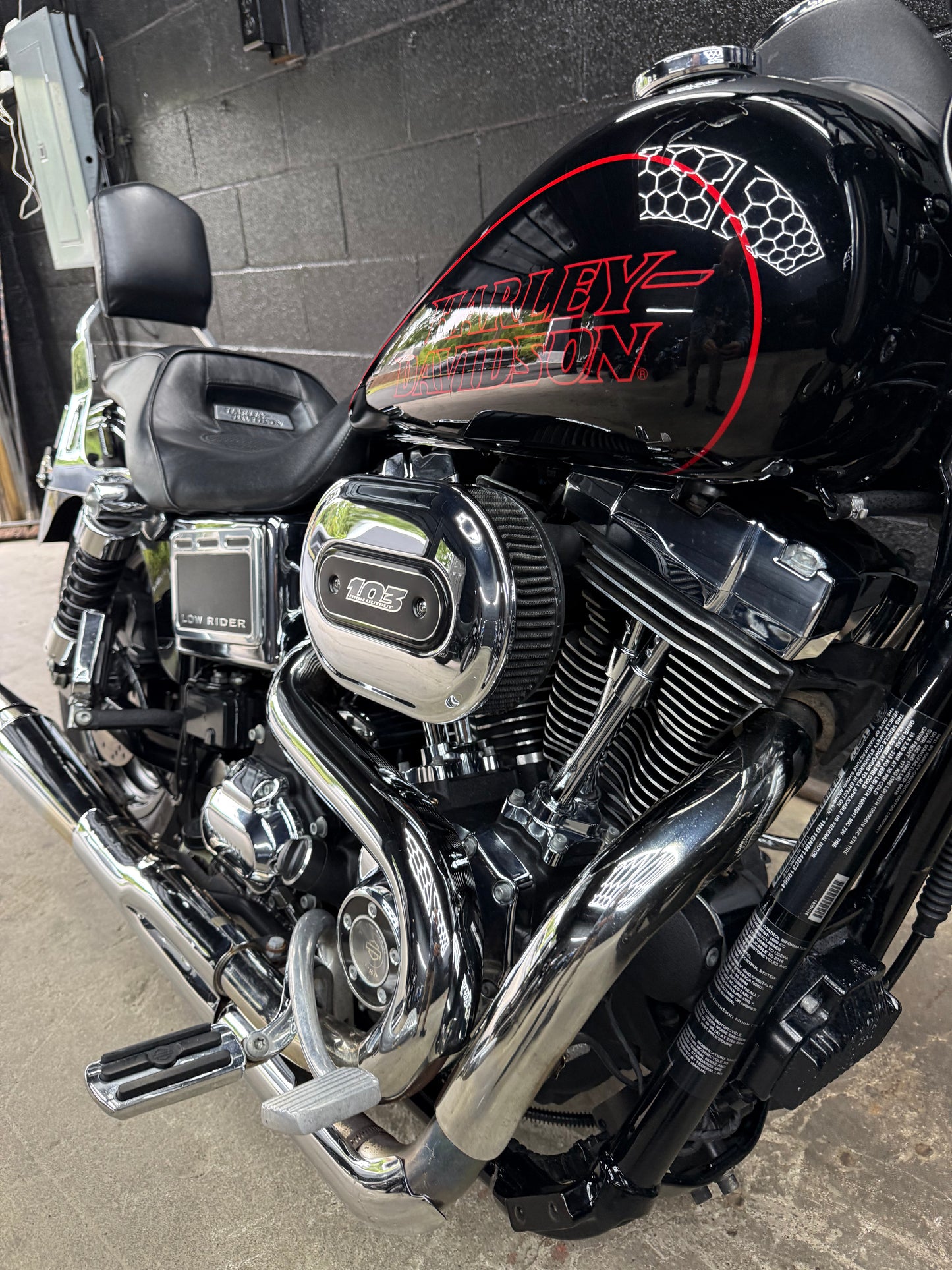 2016 FXDL