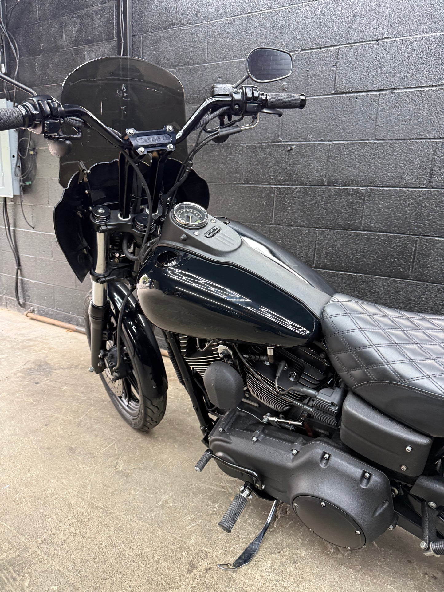 2007 FXDB