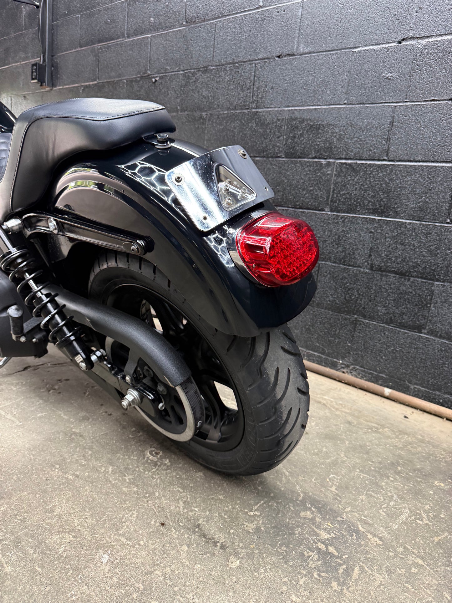 2007 FXDB