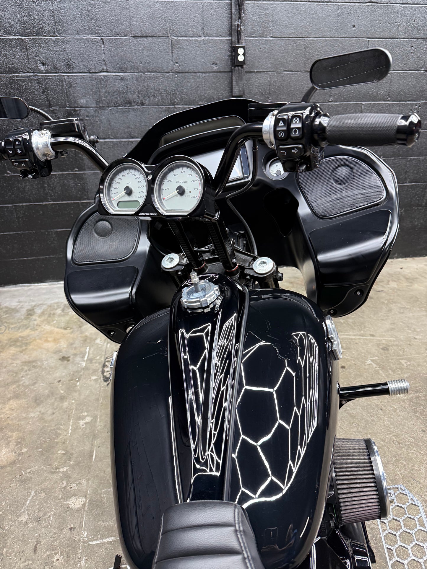 2015 ROAD GLIDE 146HP! BUILT HULTEN 124"
