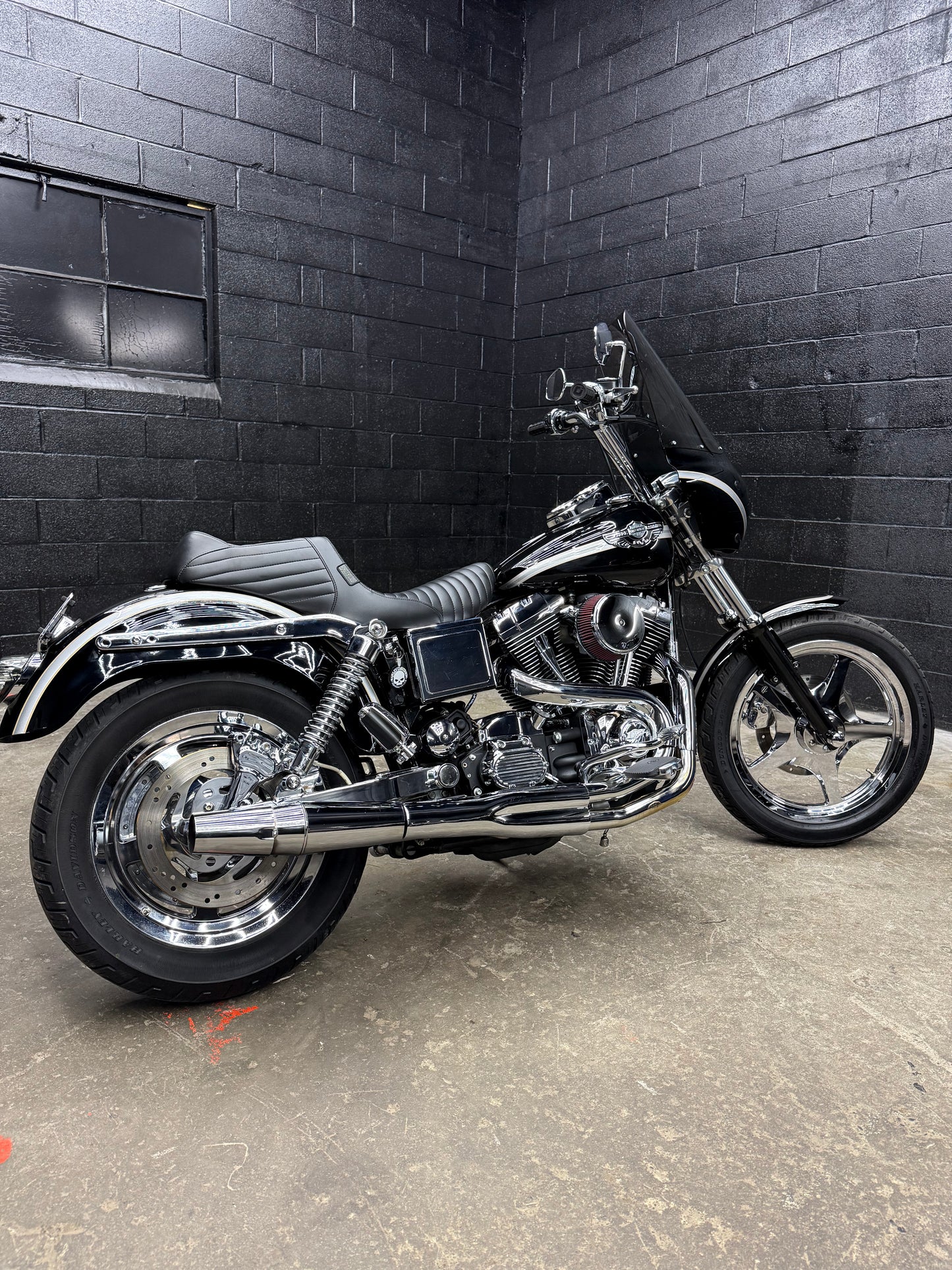 2003 FXDL 5900 MILES!