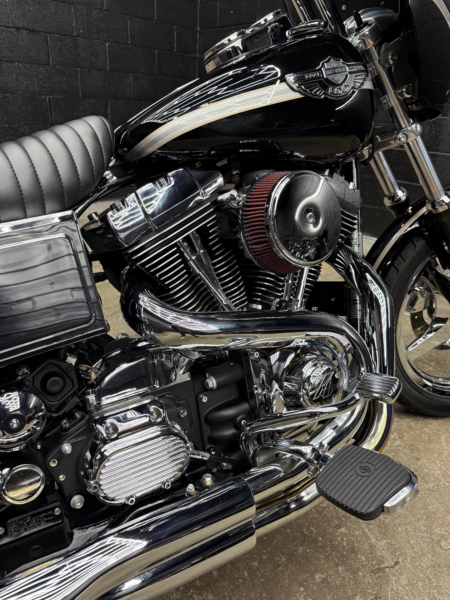 2003 FXDL 5900 MILES!