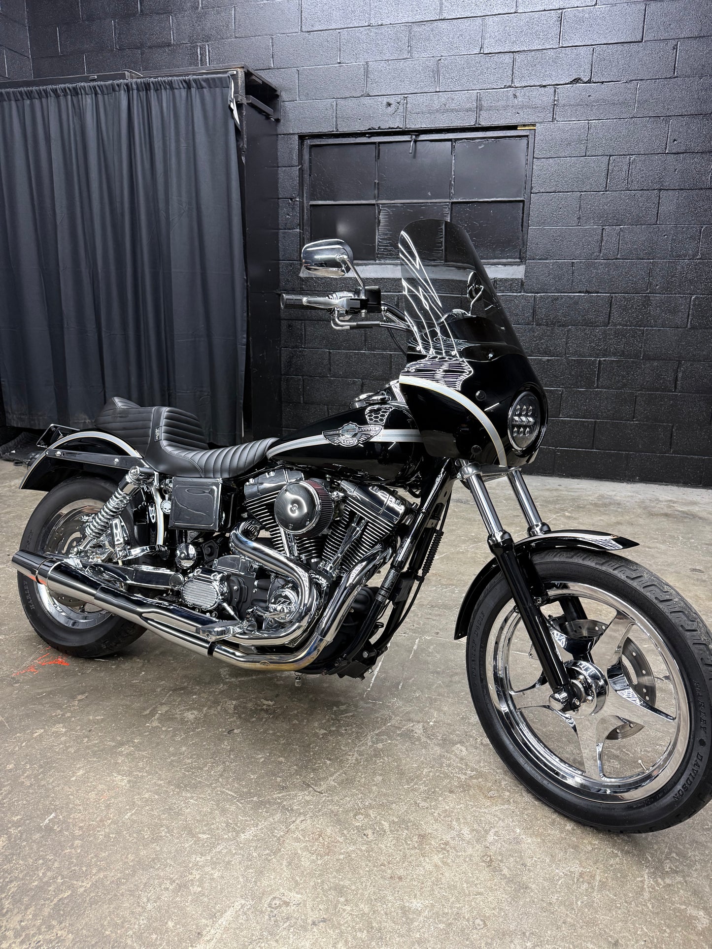 2003 FXDL 5900 MILES!