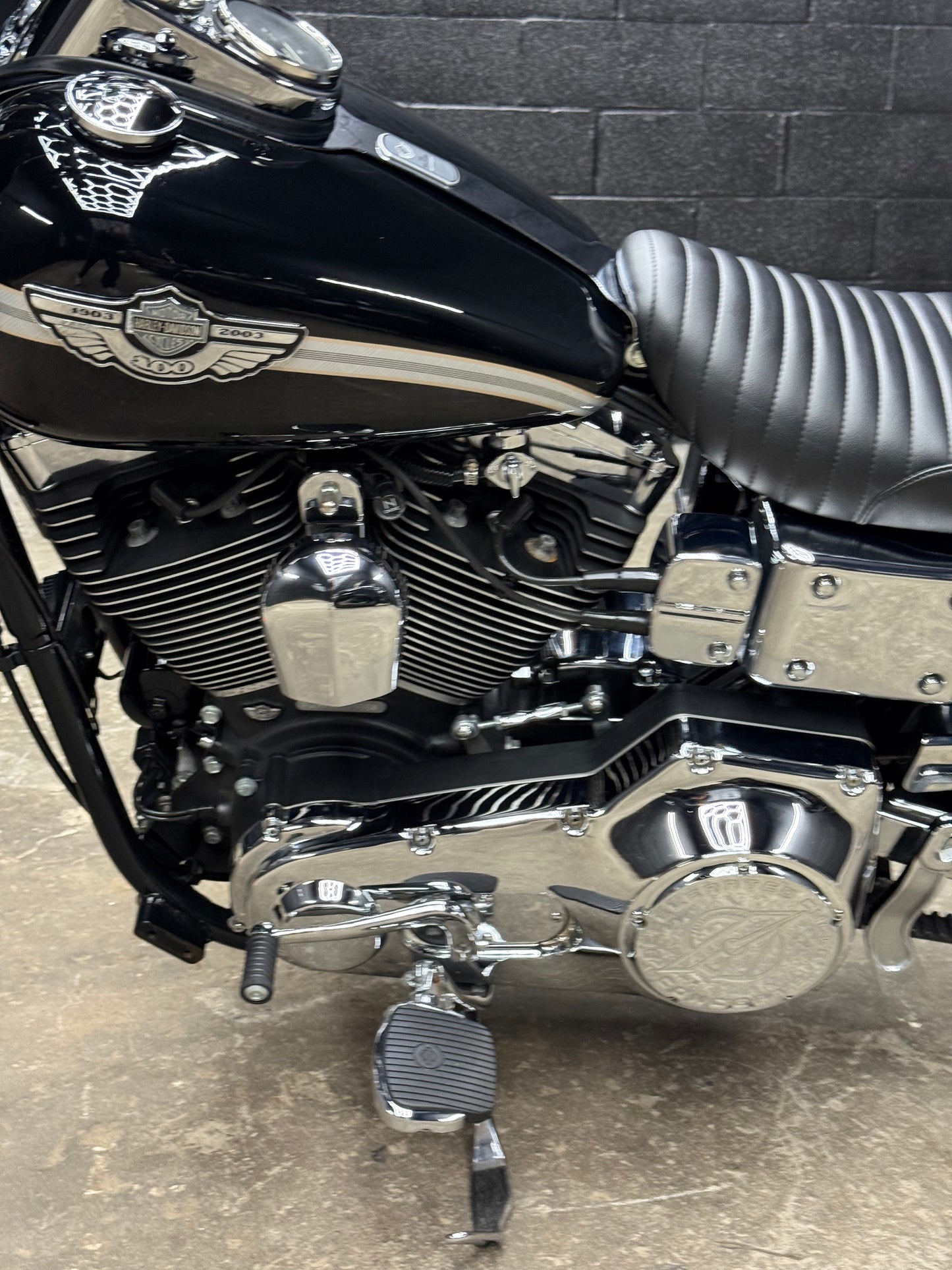 2003 FXDL 5900 MILES!