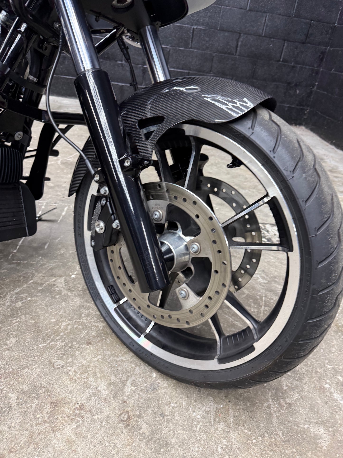2023 ROAD GLIDE
