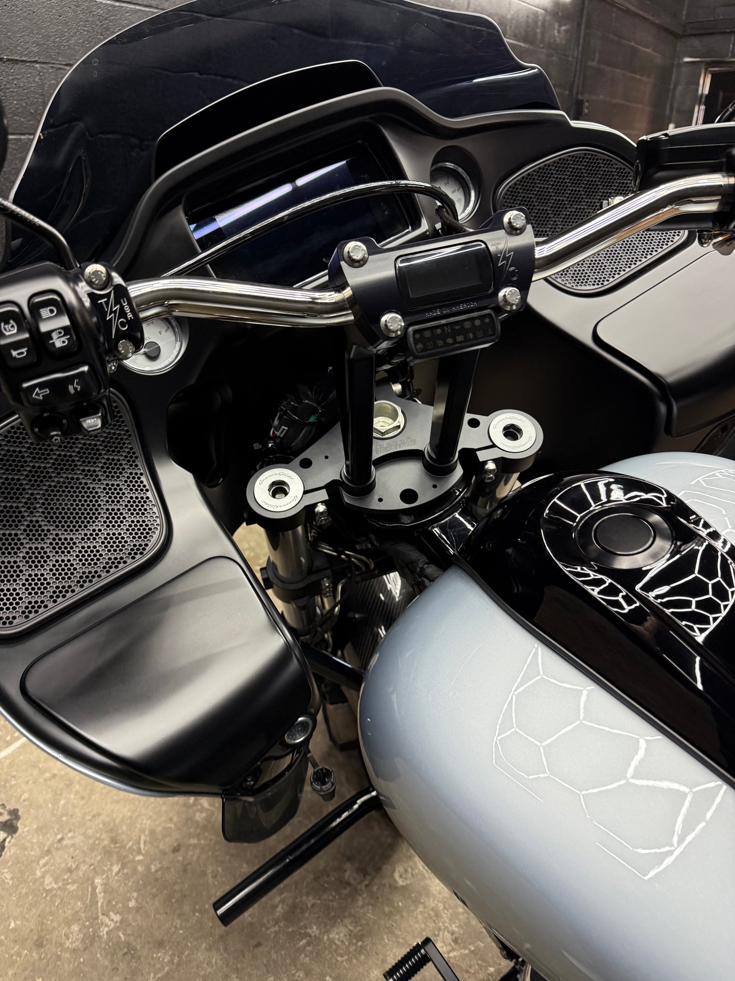 2023 ROAD GLIDE