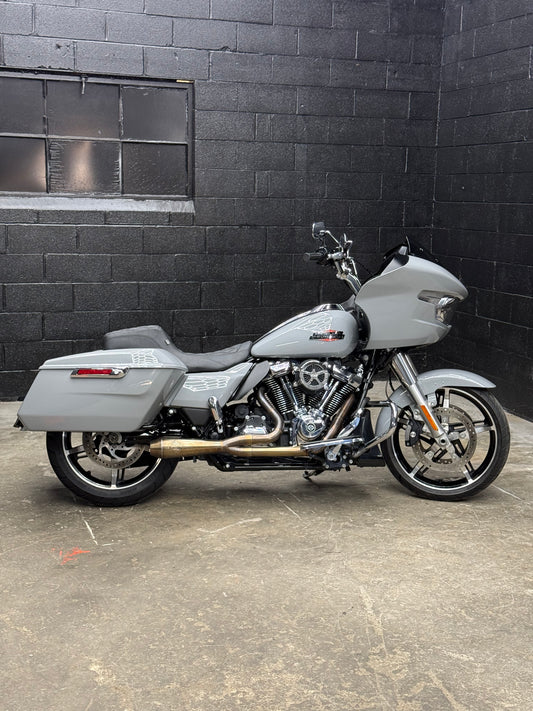 2024 ROAD GLIDE