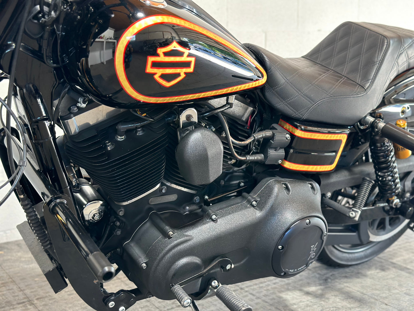 2015 FXDB