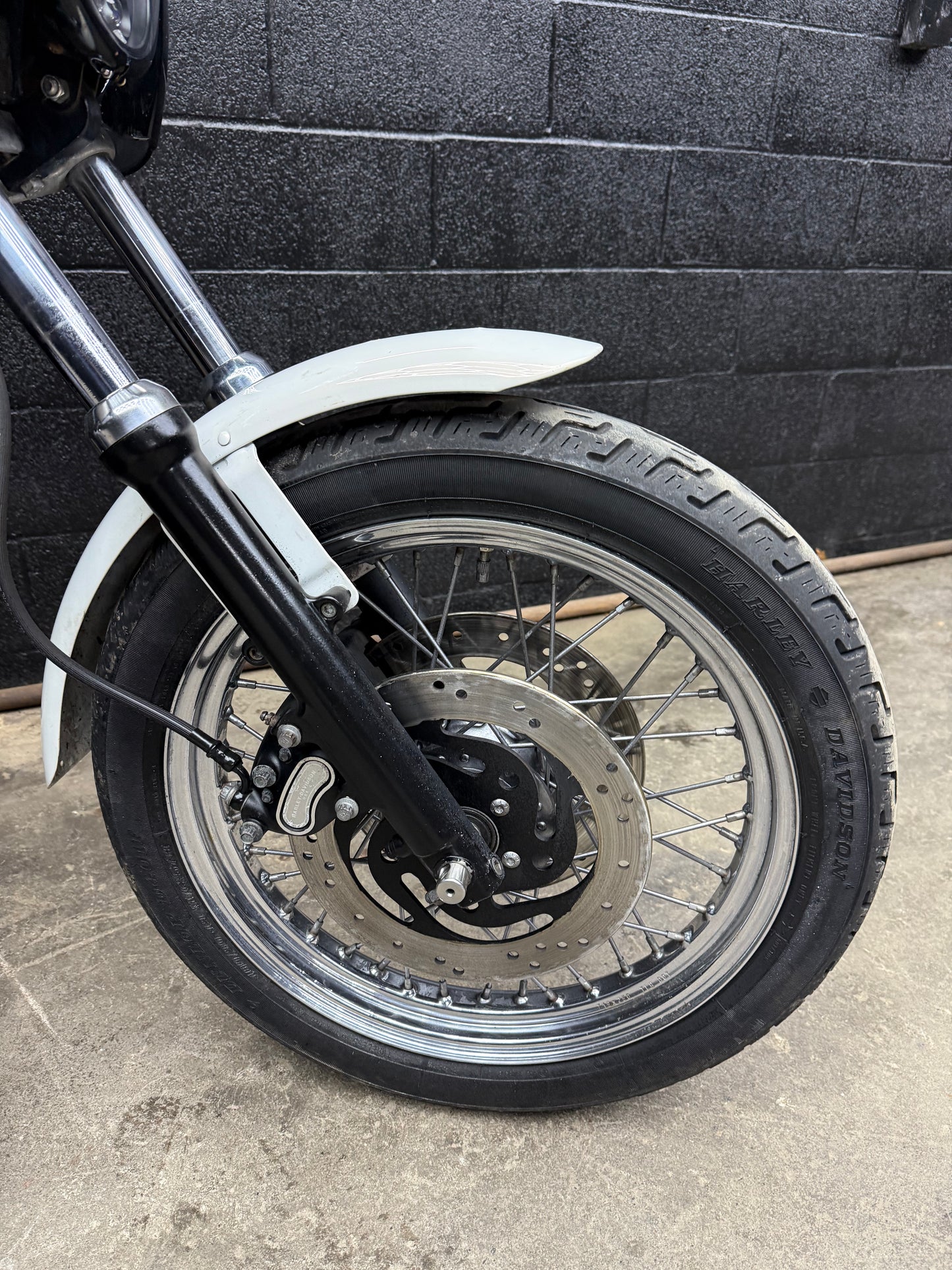 2002 FXDX