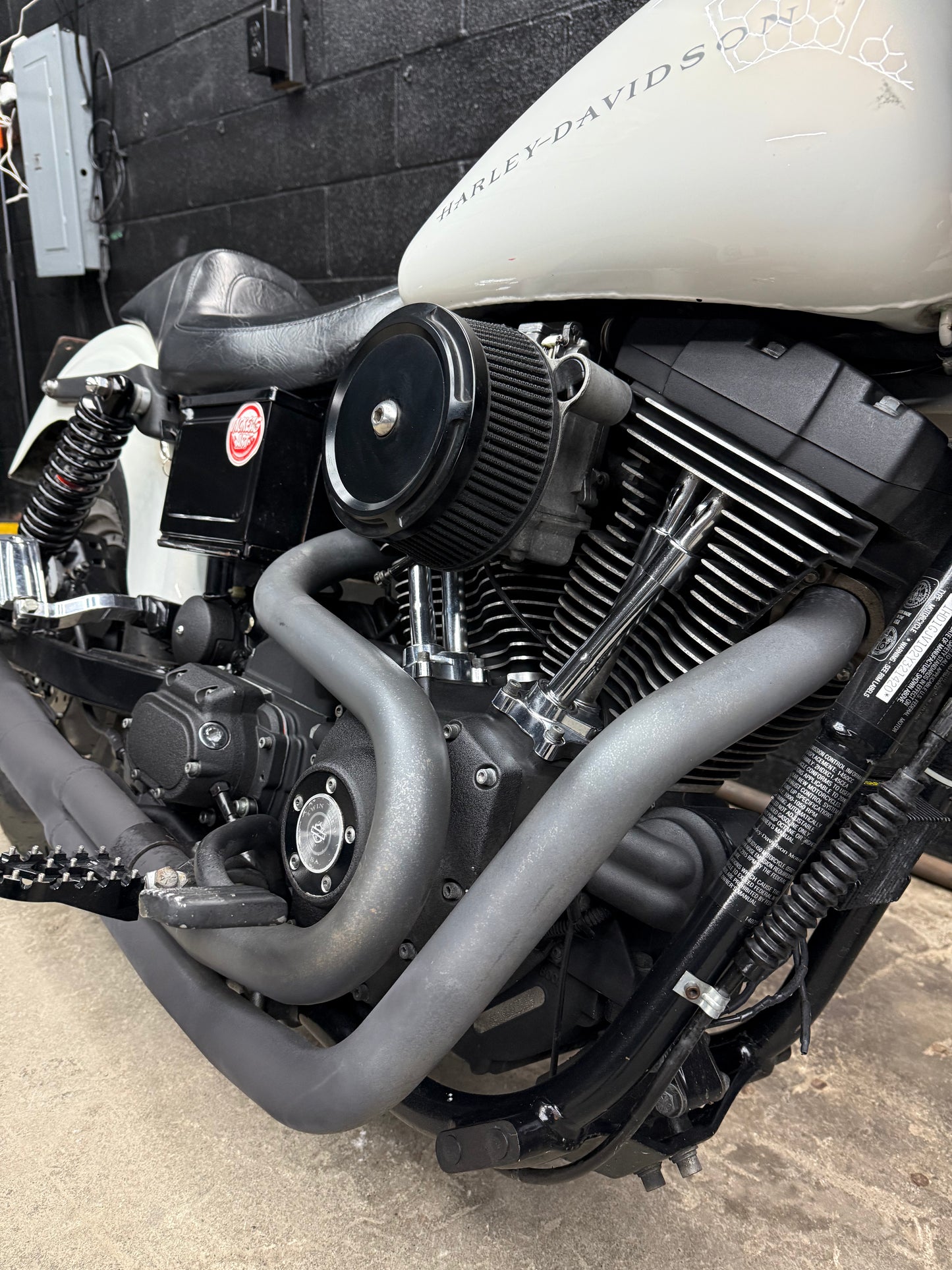 2002 FXDX