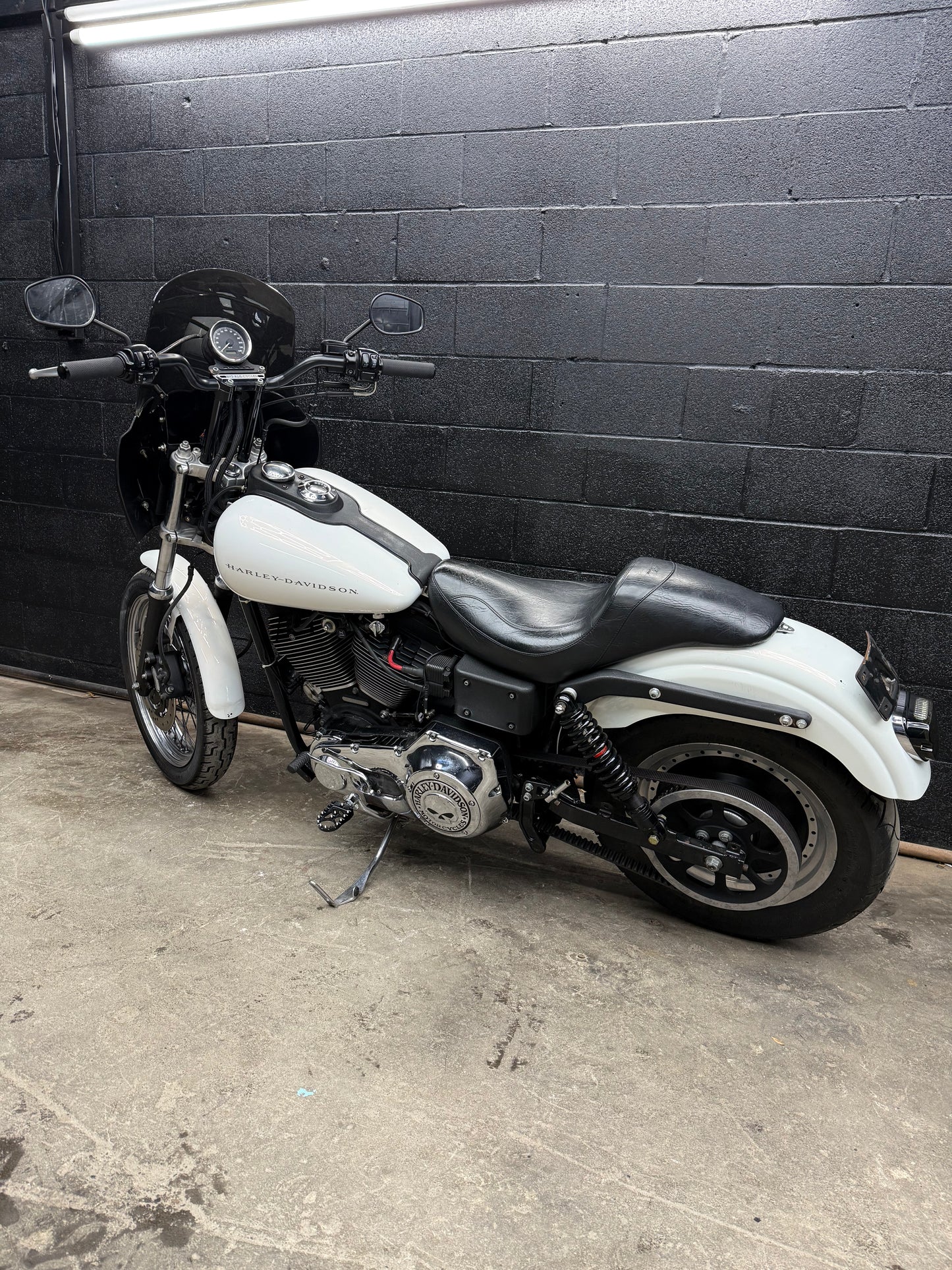2002 FXDX