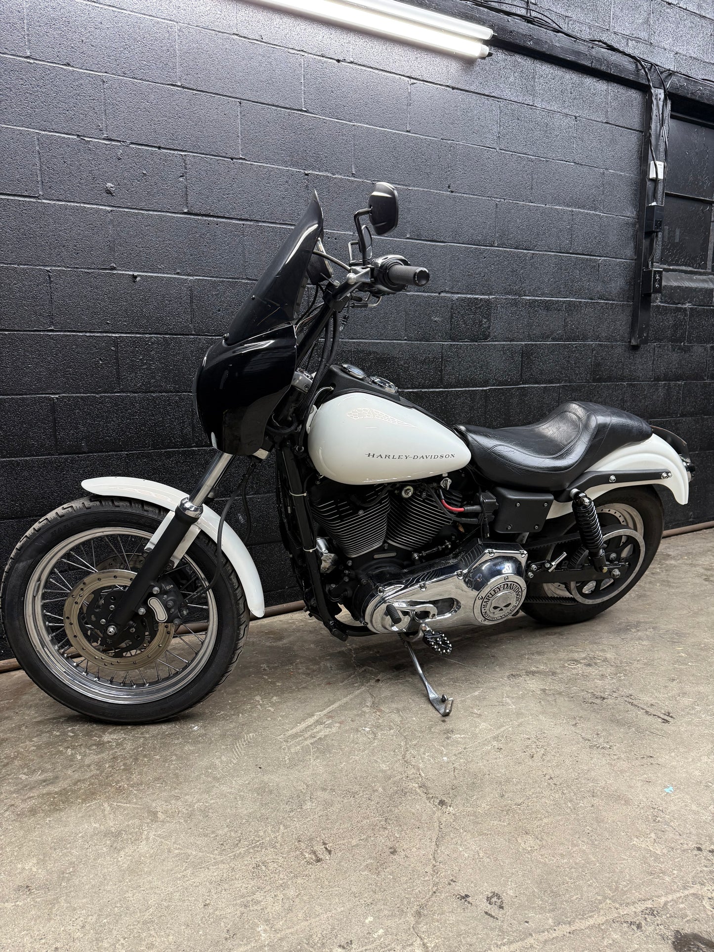 2002 FXDX