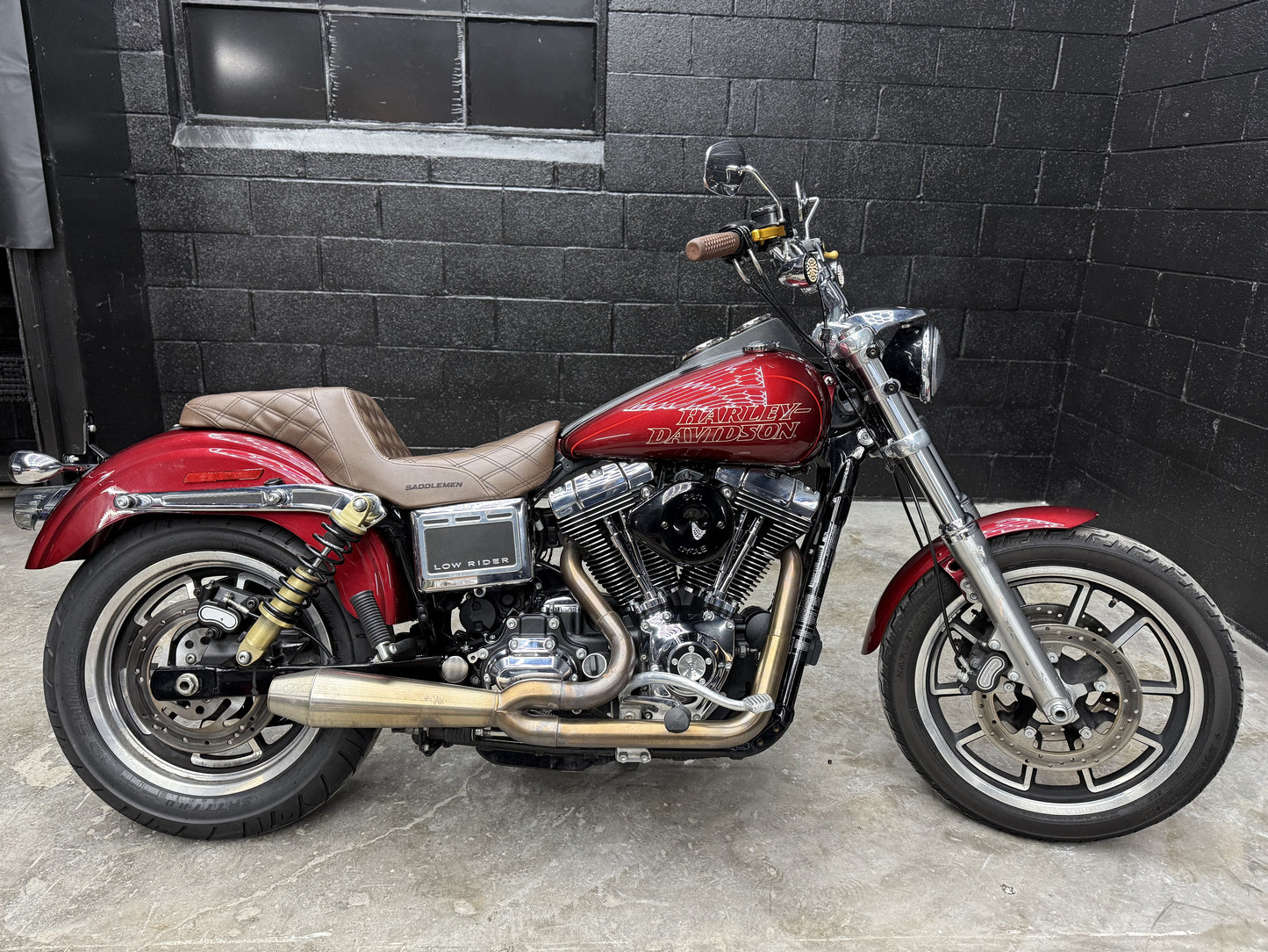2017 FXDL