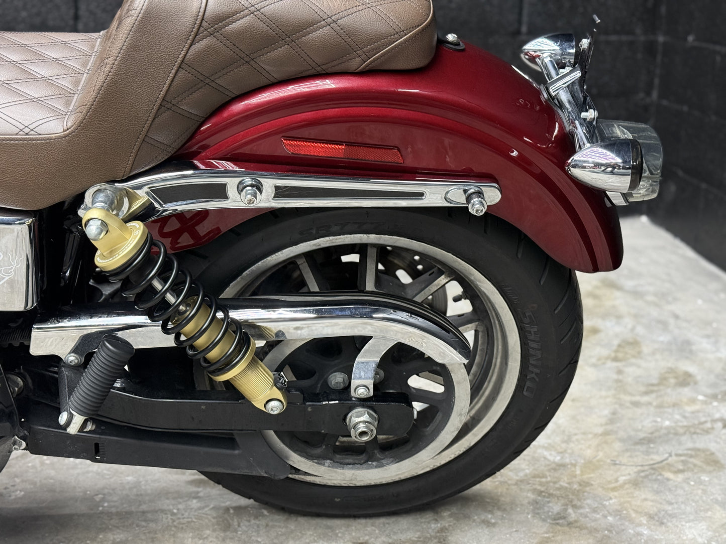 2017 FXDL