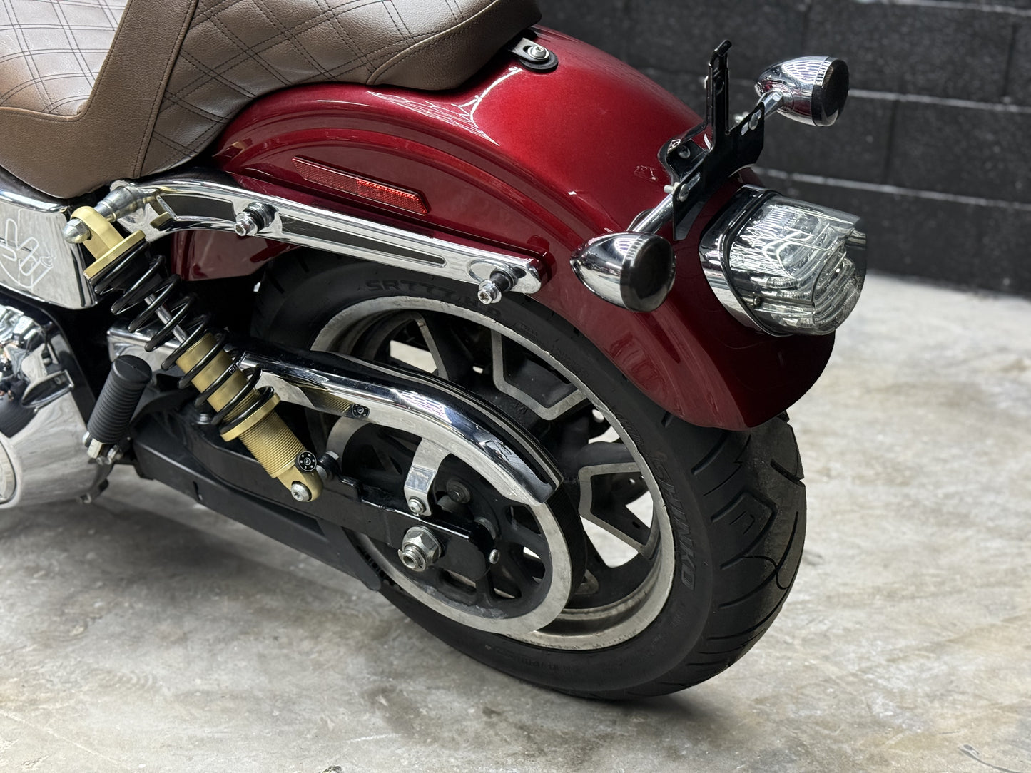 2017 FXDL
