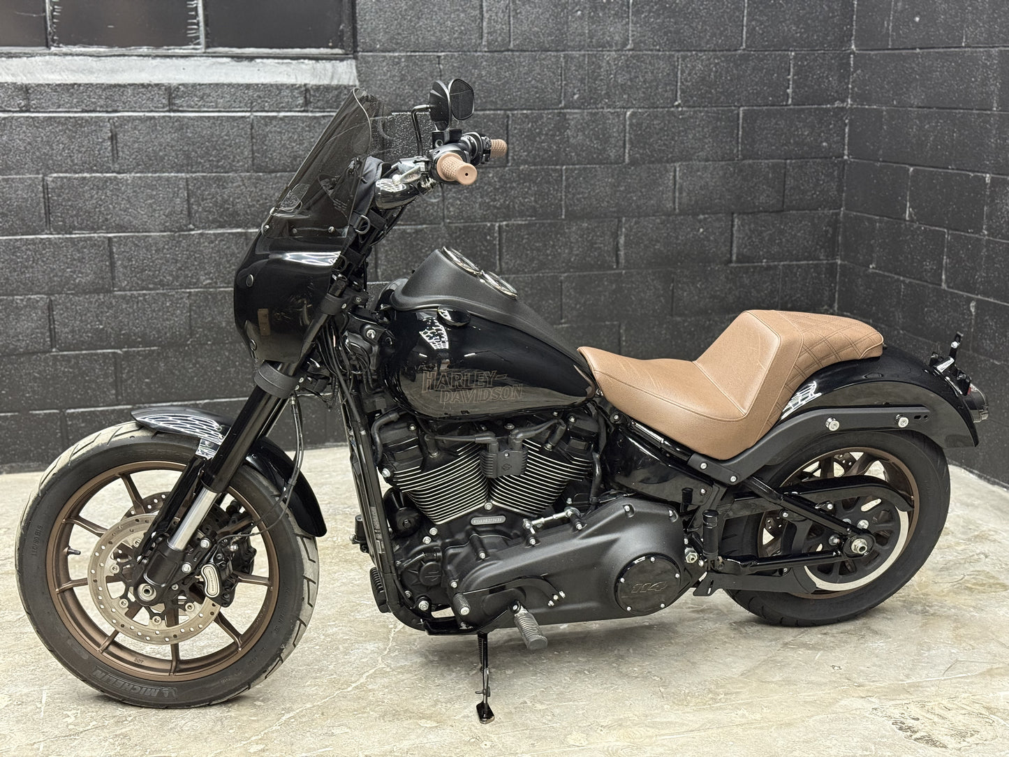 2021 FXLRS