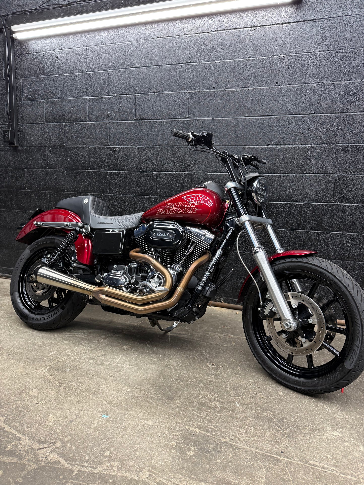 2017 FXDL 6800 MILES!