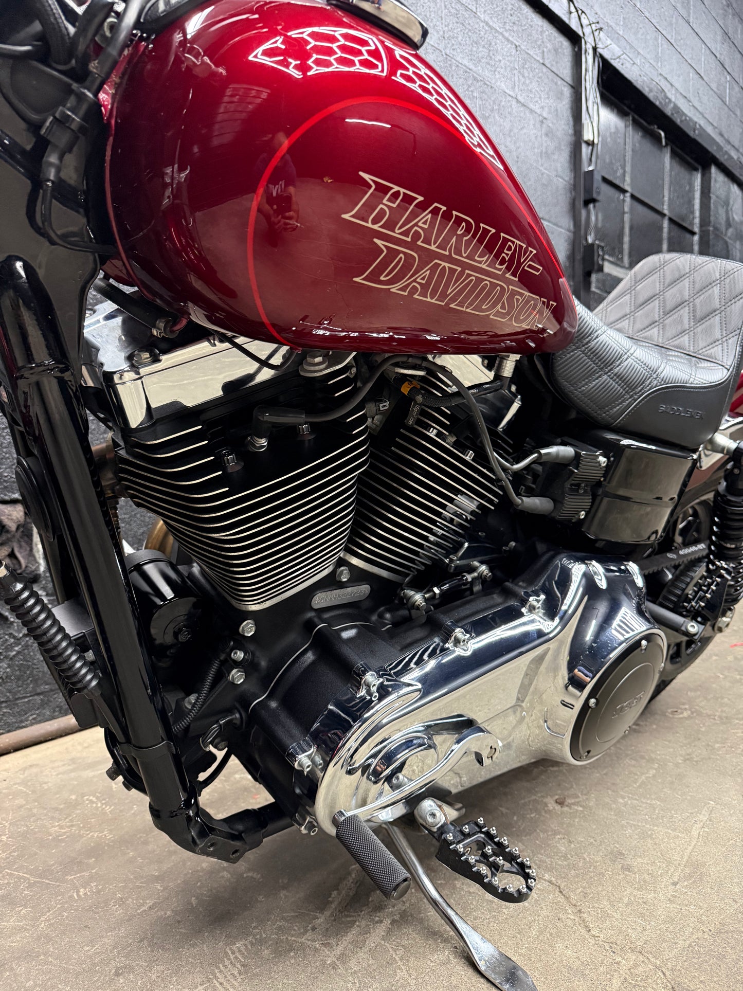 2017 FXDL 6800 MILES!