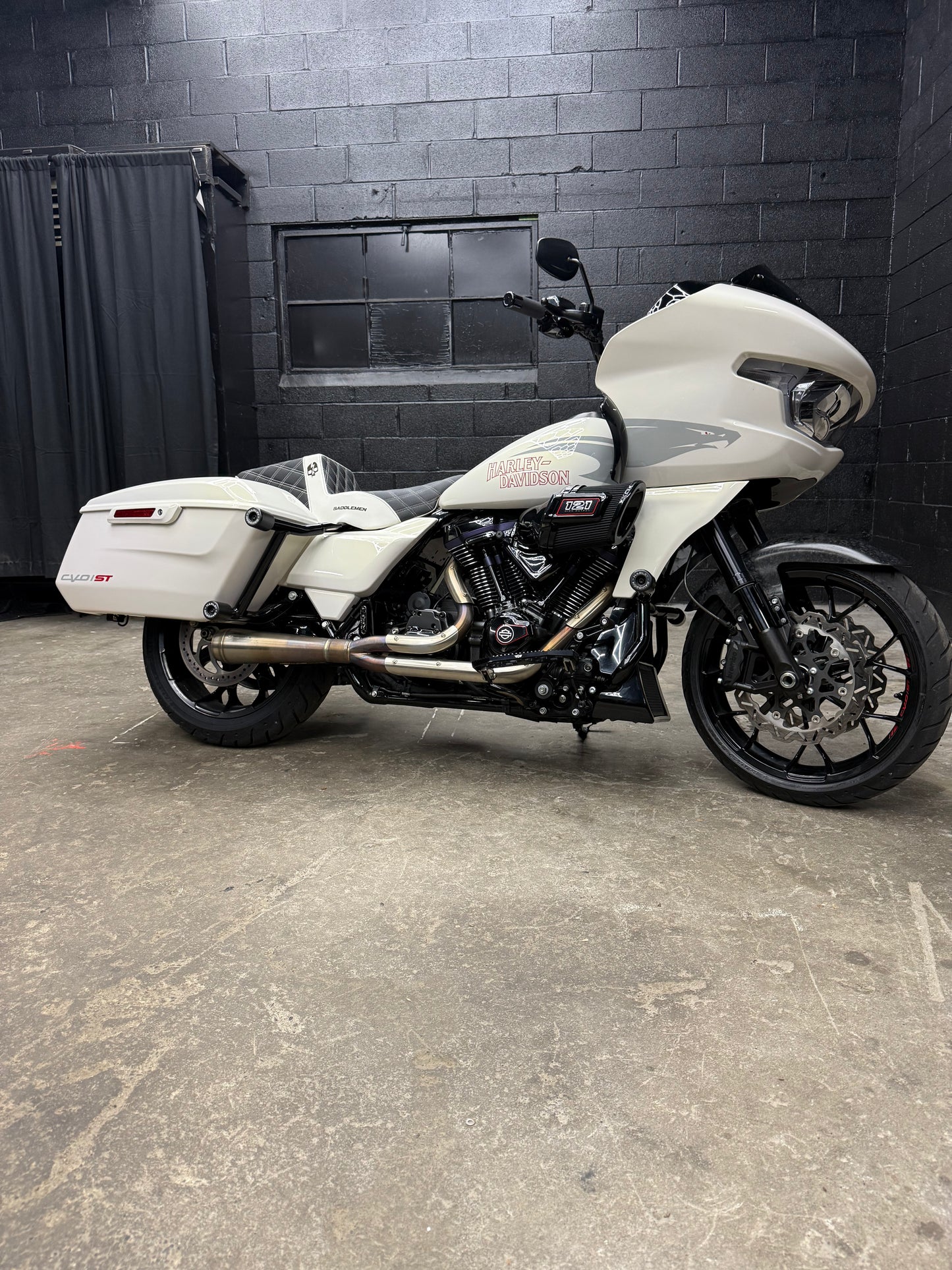 2024 CVO 135" 140HP/160TQ