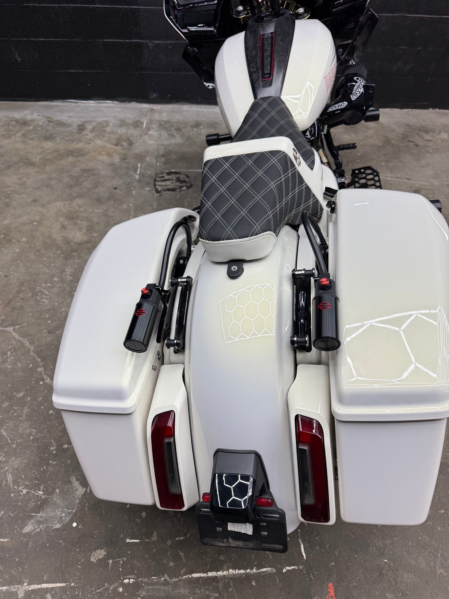 2024 CVO 135" 140HP/160TQ