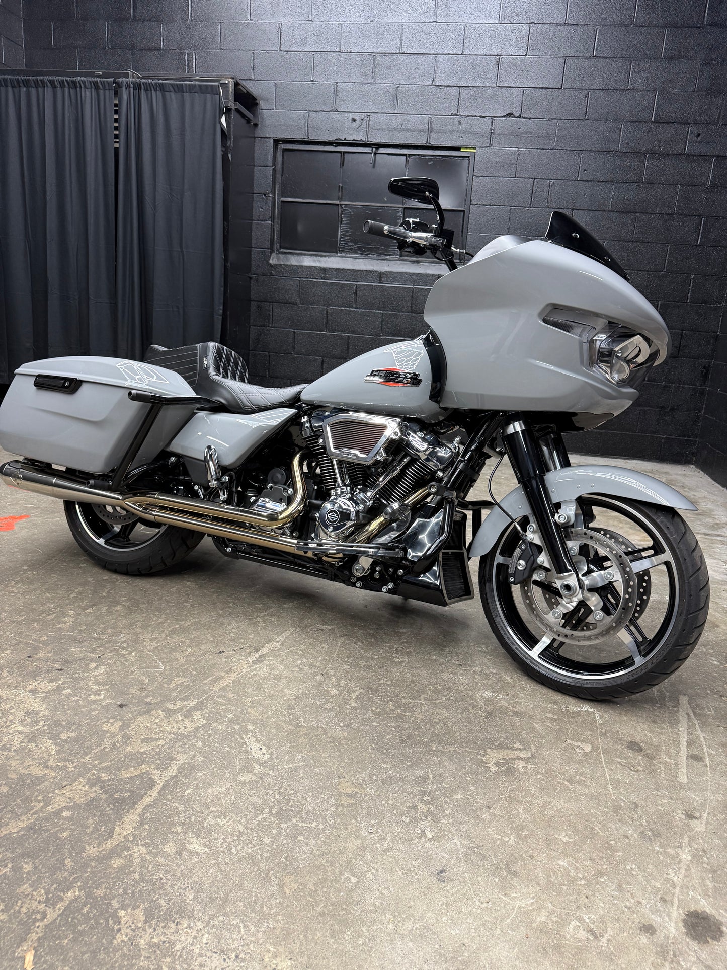2024 ROAD GLIDE