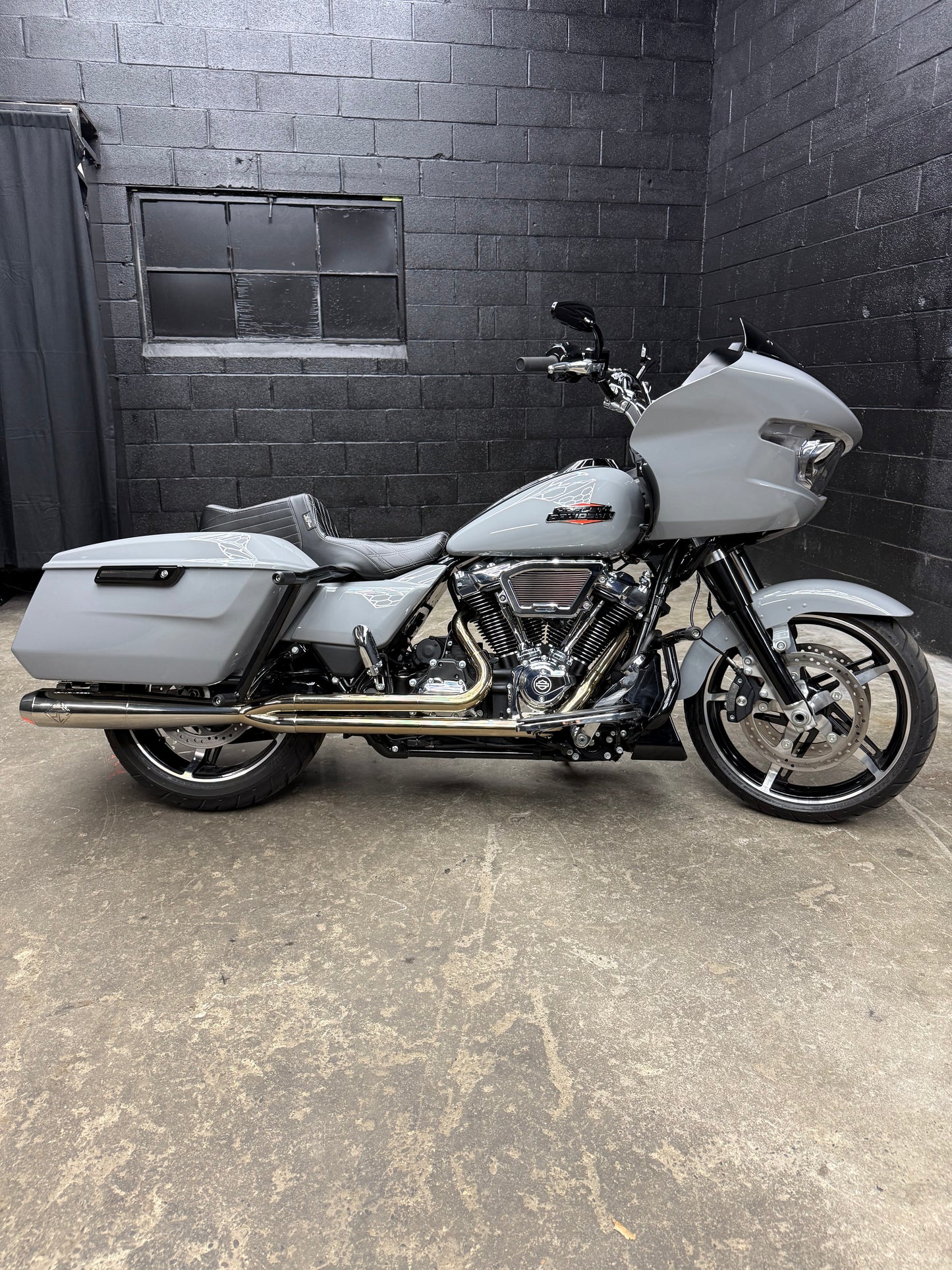 2024 ROAD GLIDE