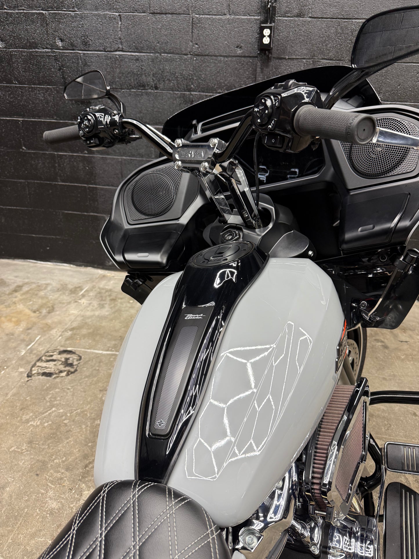2024 ROAD GLIDE