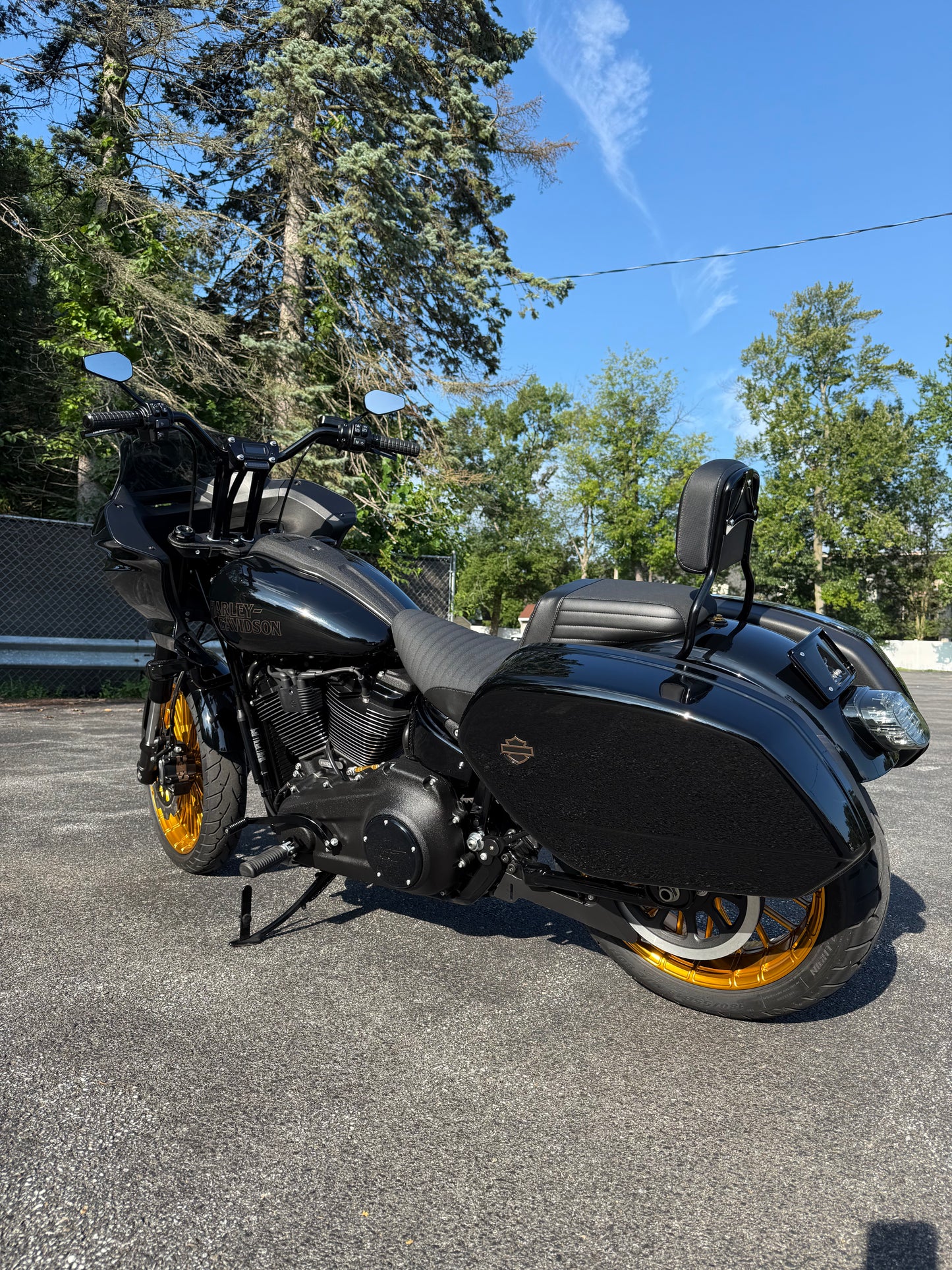 2023 LOW RIDER S