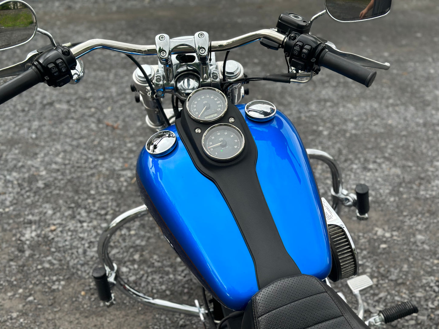 2017 FXDL