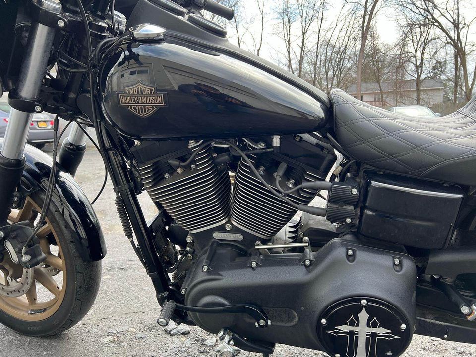 2017 FXDLS