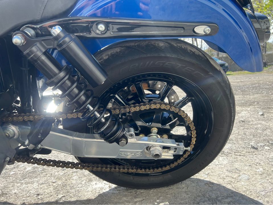 2016 FXDL