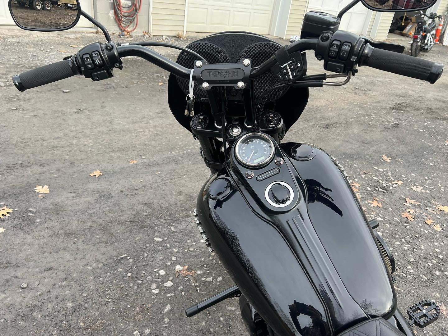 2017 FXDB