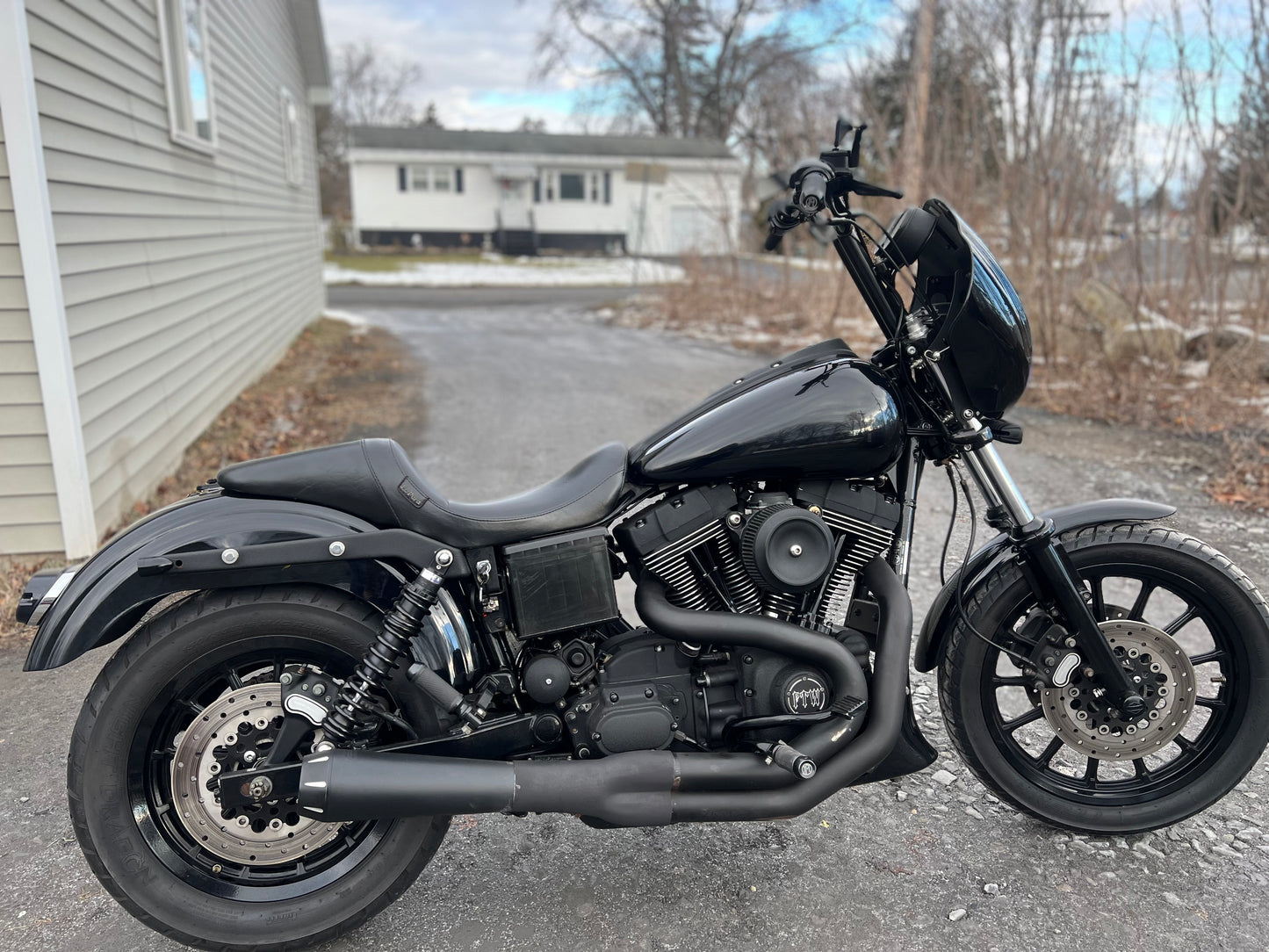 2005 FXDX