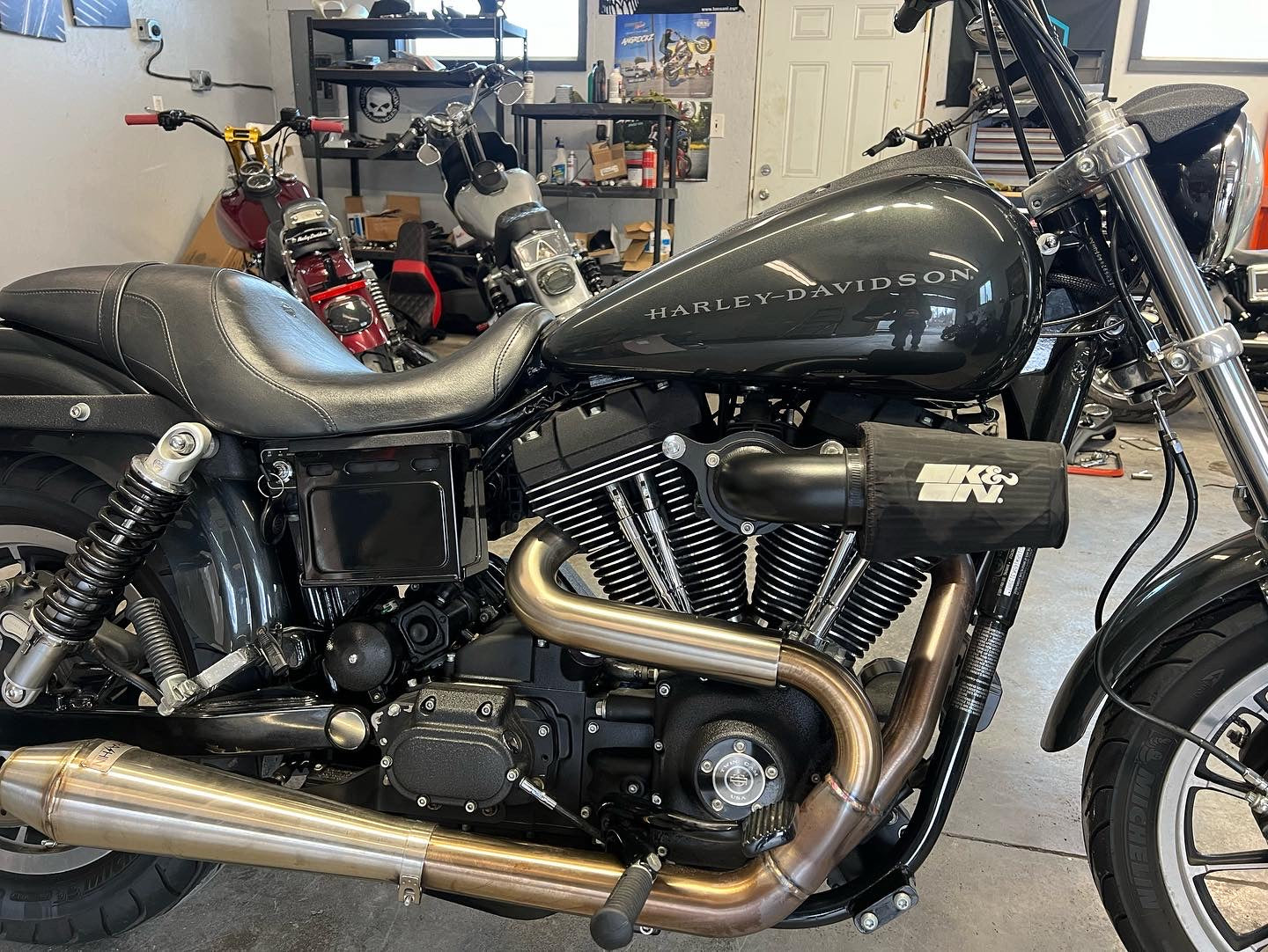 2005 FXDXI