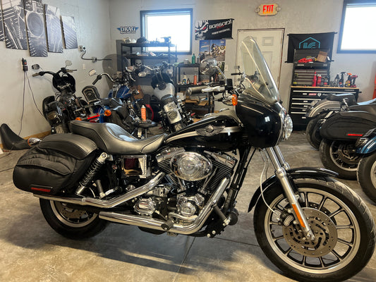 2003 FXDXT