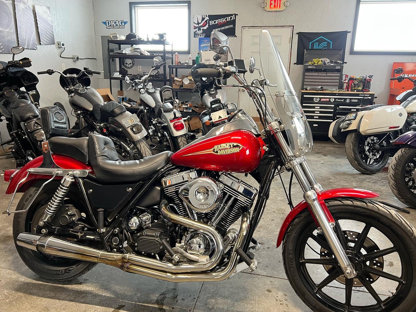 1992 FXR V111