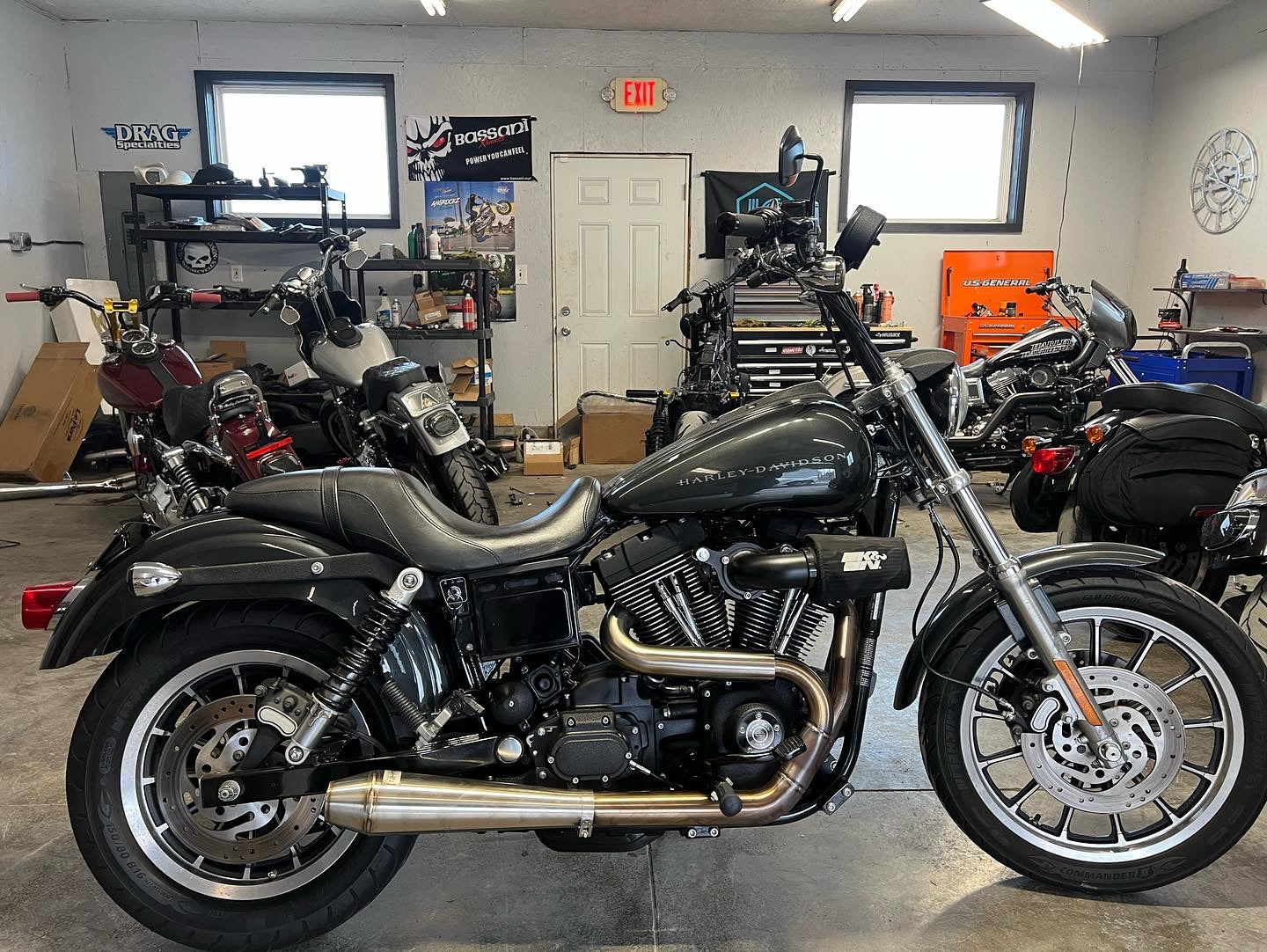 2005 FXDXI