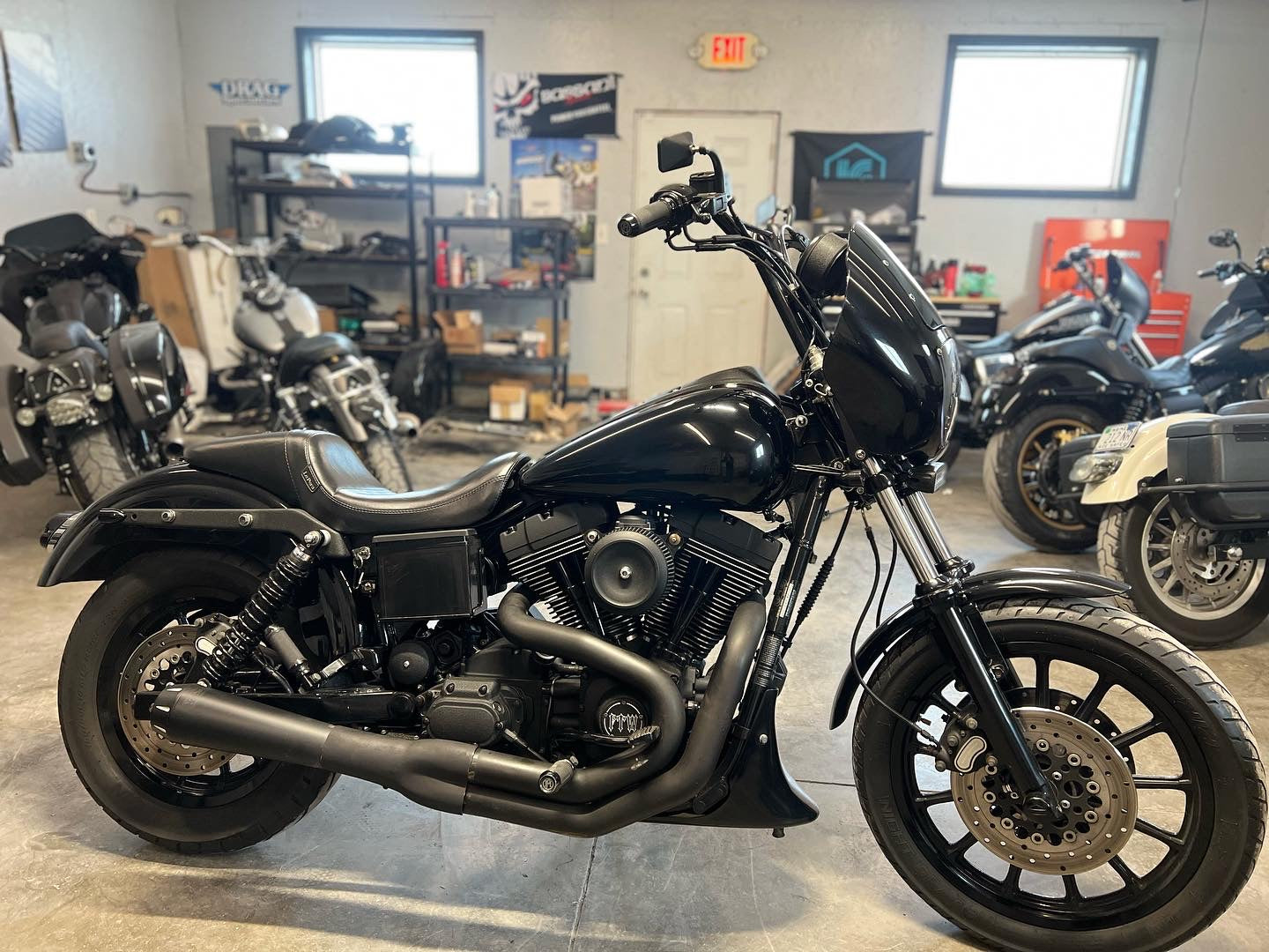 2005 FXDX